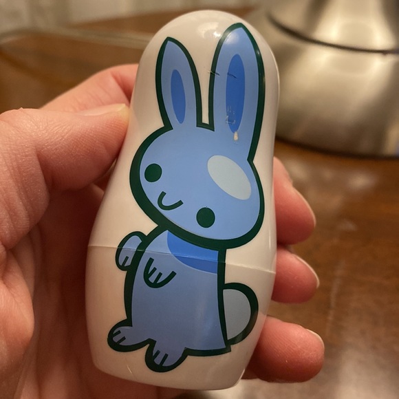 BUNNY nesting toy. This adorable stack includes 5 bunnies. SO CUTE!! - Picture 2 of 11